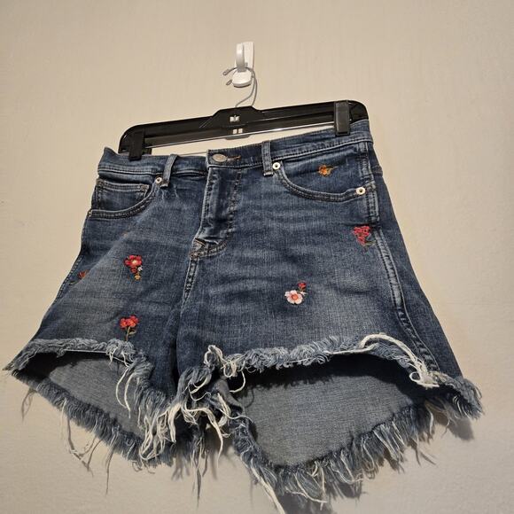 Express Floral Embroidery Jean Shorts Women Sz 2 Distressed Cutoffs Boho Cottage - Picture 3 of 13
